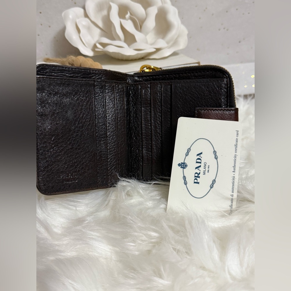 Vintage Prada Dark Brown Leather Wallet with Gold Logo - Picture 12 of 14